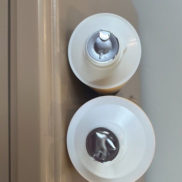 - Pattern leave in conditioner and hydration shampoo set - Picture 3 of 3